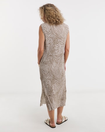 A-Line Pilsse Dress With Side Slits