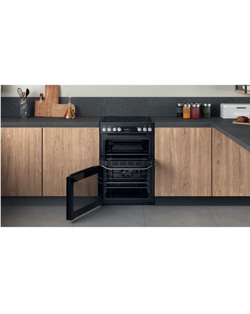 Hotpoint HDM67V9HCB/UK 60cm Electric Double Cooker + Installation