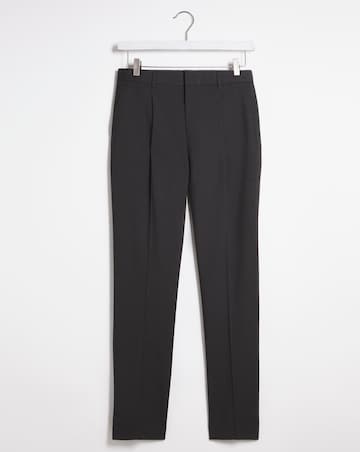 Regular Fit Pleat Front Stretch Formal Trouser