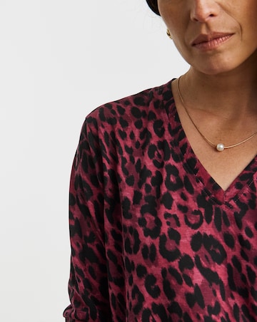 Red Print V-Neck Split Hem Slouch T-Shirt