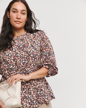 Ditsy Floral Tea Top