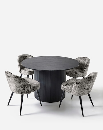 Addison Round Dining Table with 4 Savannah Chairs