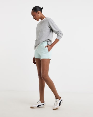 PUMA Essentials Small No.1 Logo 4" High Waist Shorts