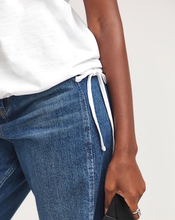 White Crew Neck Bubble Hem Top