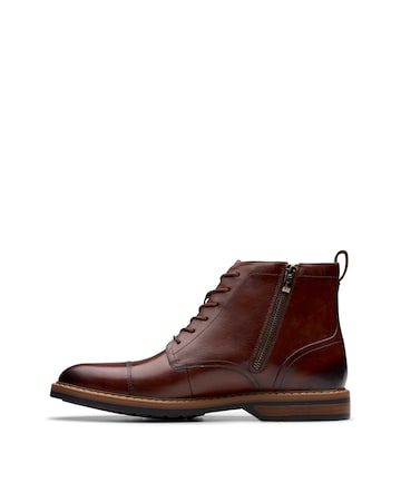 Clarks Aldwin Cap Boots