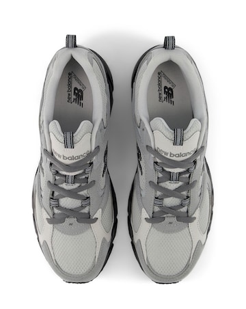 New Balance 408 Trainers