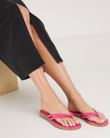 Poppy Two Strap Toe Post Classic Flat Sandals Wide E Fit Simply Comfort