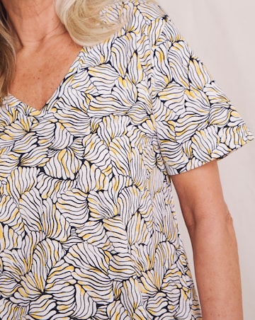 Julipa Pure Cotton V Neck Printed T-Shirt