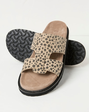 FatFace Edie Leather Chunky Sole Sandal
