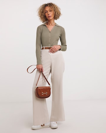 Ribbed Collar Button Down Knitted Top