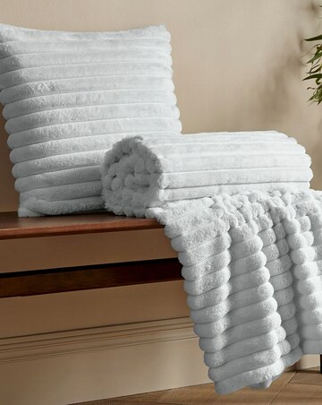 Catherine Lansfield Cosy Ribbed Throw