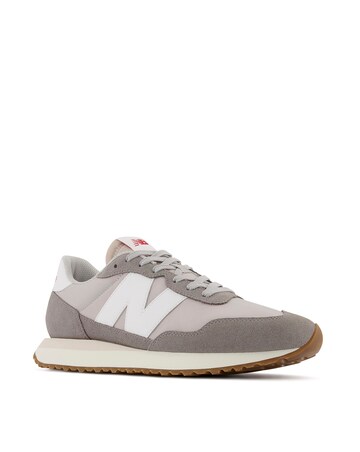 New Balance 237 Trainers