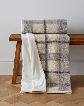 Boucle Checked Throw