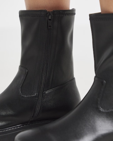 Rosalie Chunky Anle Boots - Extra Wide Fit (EEE)