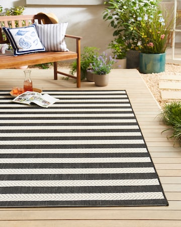 Outdoor Rug - Black Stripe