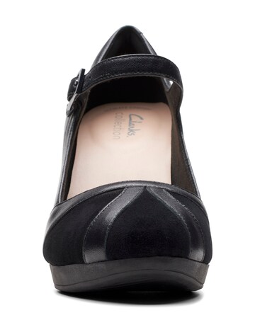 Clarks Ambyr Leather Court Shoes Wide Fit