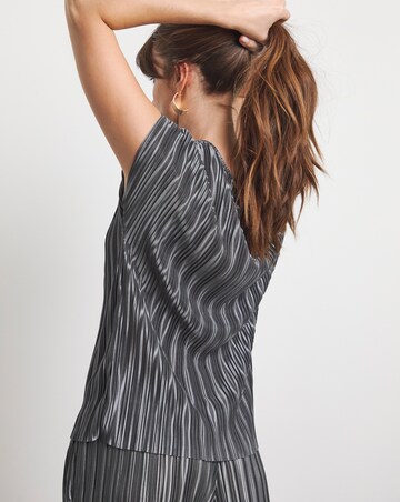 Joanna Hope Plisse Blouse