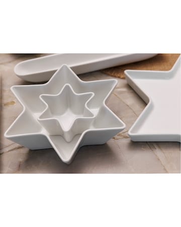 Mikasa Set of 2 Star Bowls