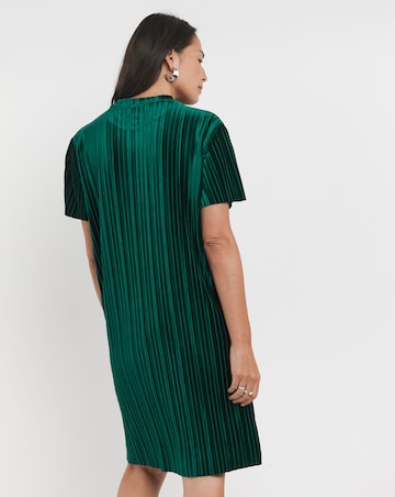 Short Sleeve Pleated Velvet T-Shirt Dress