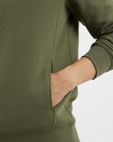 1/4 Zip Funnel Neck Sweatshirt
