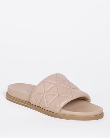 Leather Quilted Mule Sandal E Fit