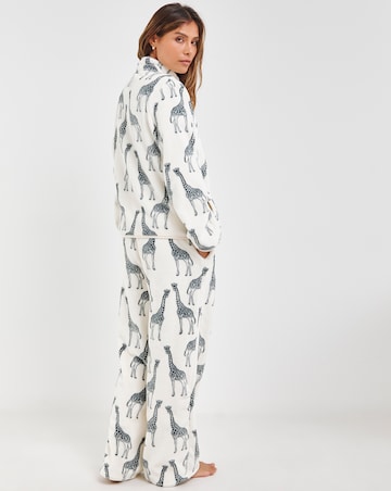 Chelsea Peers Giraffe Print Fleece Quarter Zip Pyjama Set