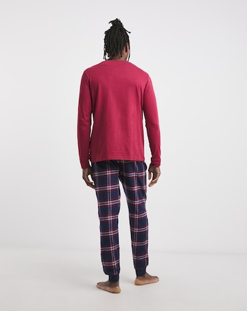 Christmas Graphic Pyjama Set