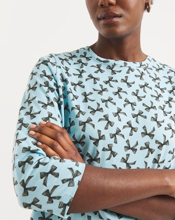 Longline Curved Hem 3/4 Sleeve Top