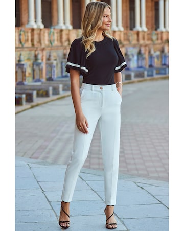 Sosandar Contrast Trim Angel Sleeve Top