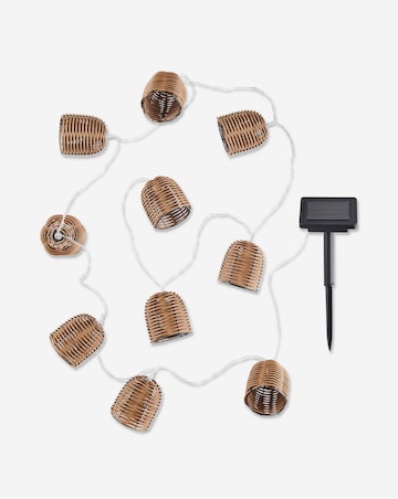 10 Rattan Solar String Lights
