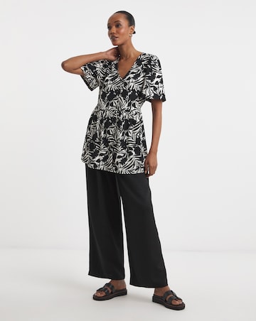 Angel Sleeve V Neck Button front Printed Longline Top