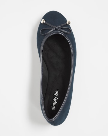 Selena Classic Flat Ballerina Shoes - Standard Fit (D)