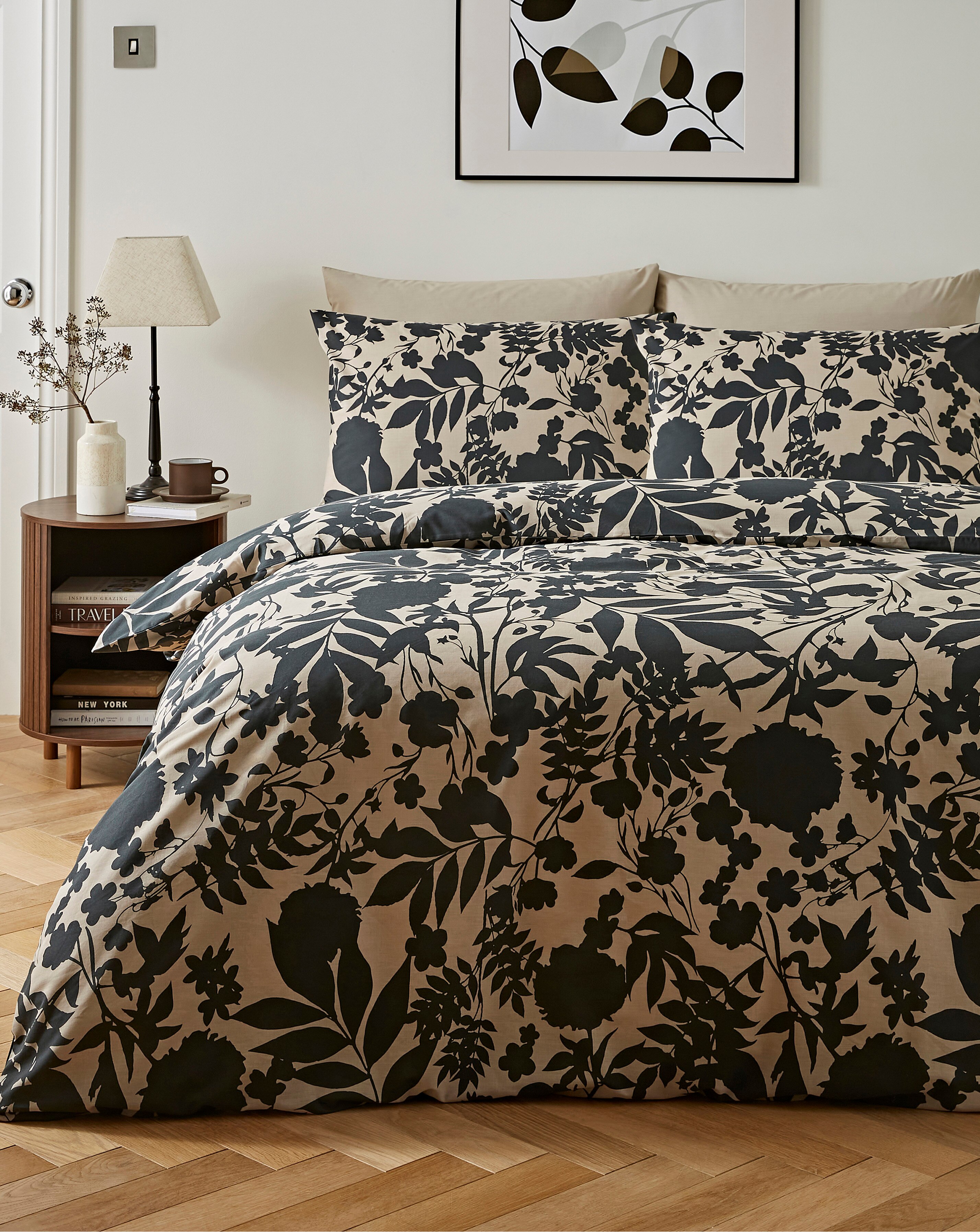 Silhouette Floral Duvet Cover Set
