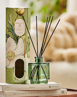 White Poppy &amp; Sage Reed Diffuser 200ml