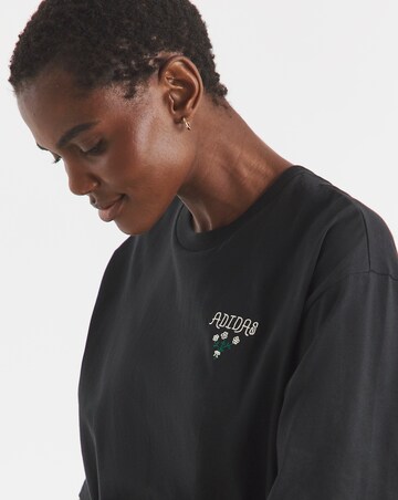 adidas Oversized T-Shirt