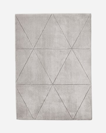 Sara Carved Triangle Rug