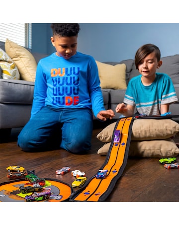 Hot Wheels ZipBin Storage & Play Wheelie Track Pack