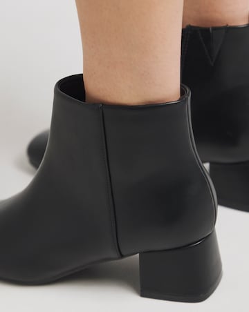 Kit Low Block Heel Ankle Boots - Wide Fit (E)