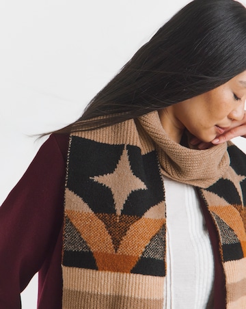 Aztec Pattern Knitted Scarf