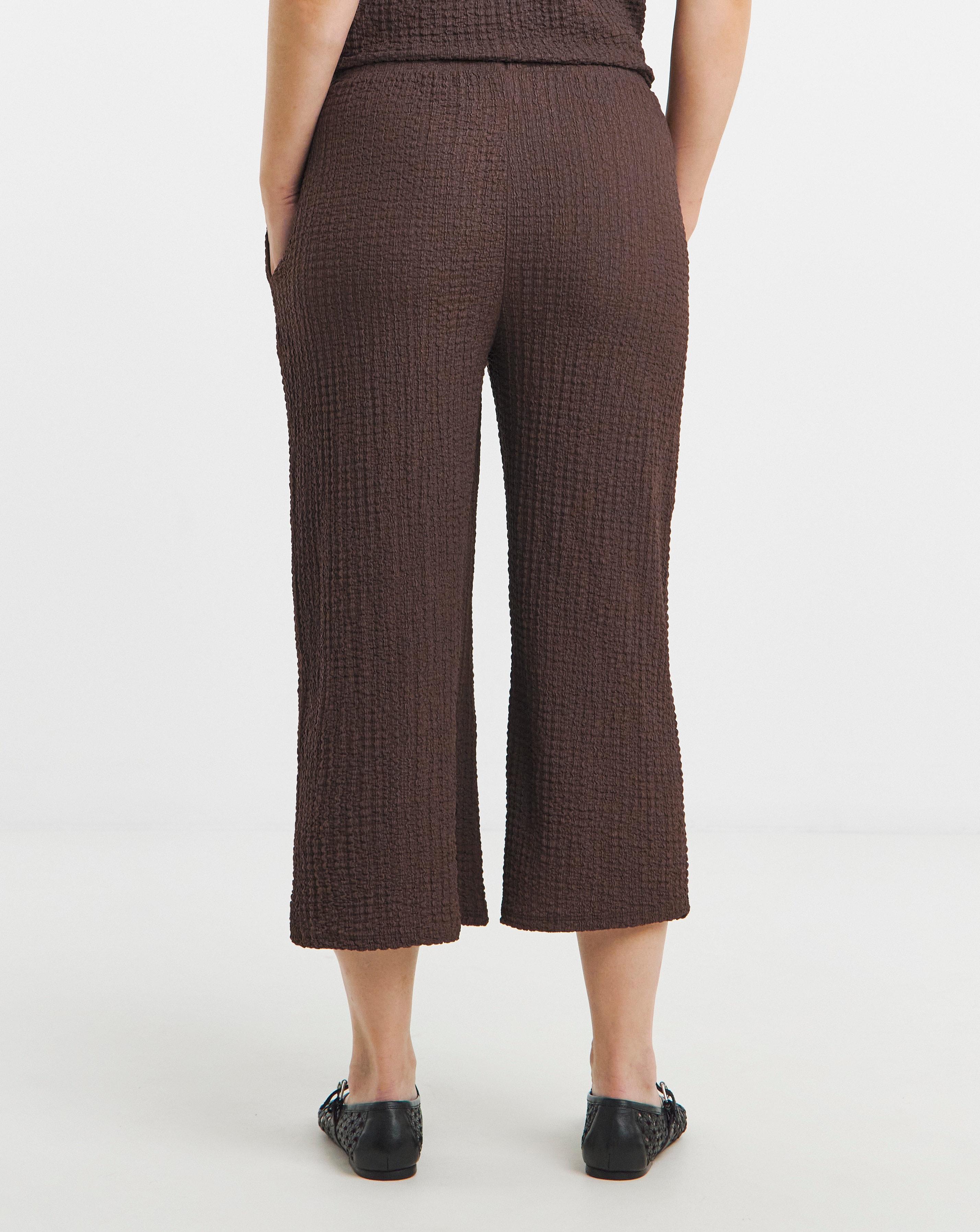 p_kuru　36 Chocolate Textured Jersey Cropped Trousers | JD Williams