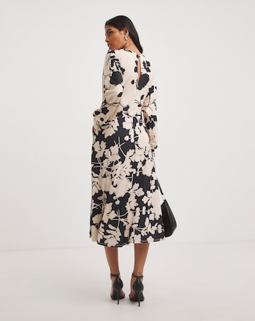 Joanna Hope Empire Deep Cuff Midi Dress