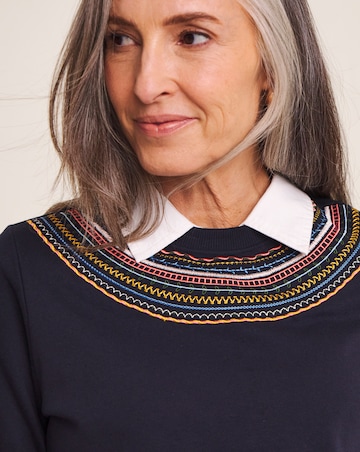 Julipa Pure Cotton Embroidered Sweatshirt