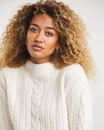 Cable Turtle Neck Jumper