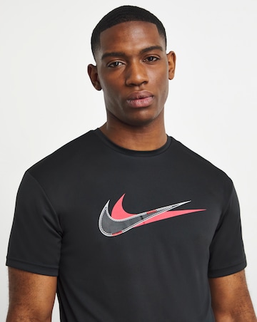 Nike Stacked Swoosh Short Sleeve Hydroguard T-Shirt