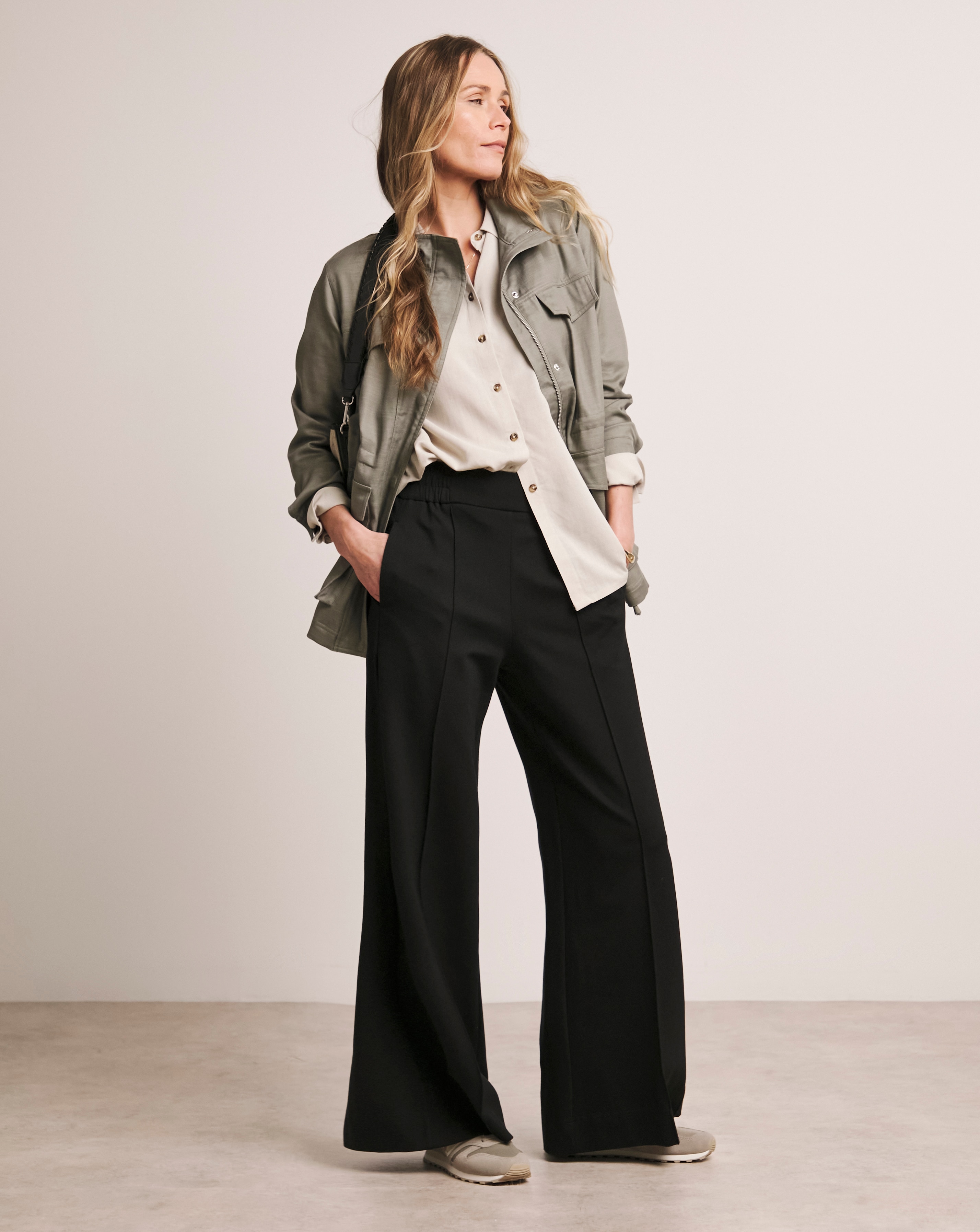 Anthology Black Ponte Pull On Wide Leg Trouser