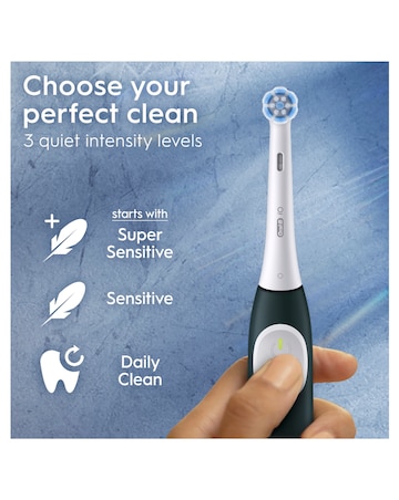 Oral-B iO2 Series Forest Green + Travel Case