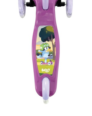 Bluey Tilt n Turn Scooter with LED Wheels
