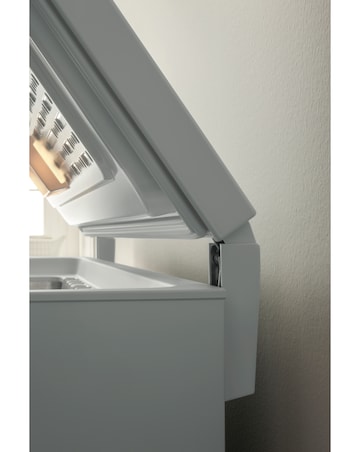 Hotpoint CS2A300HFA1 300L Chest Freezer - White