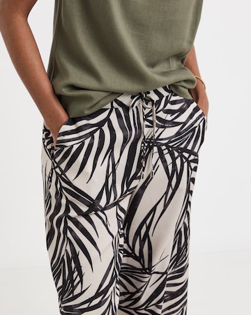 Printed Textured Wide Leg Trousers