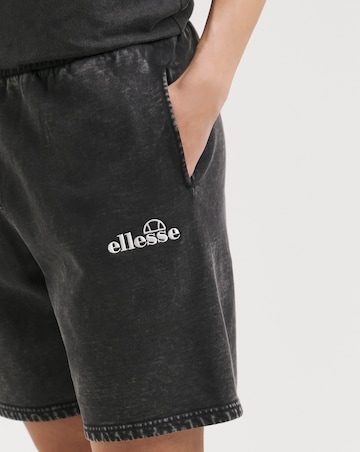 ellesse Shabnam Short